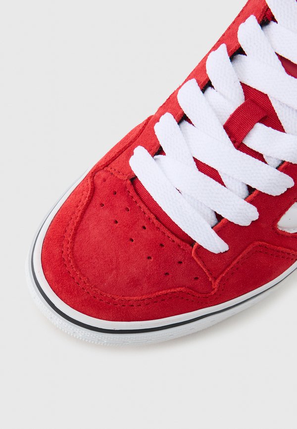 Vans CALDRONE