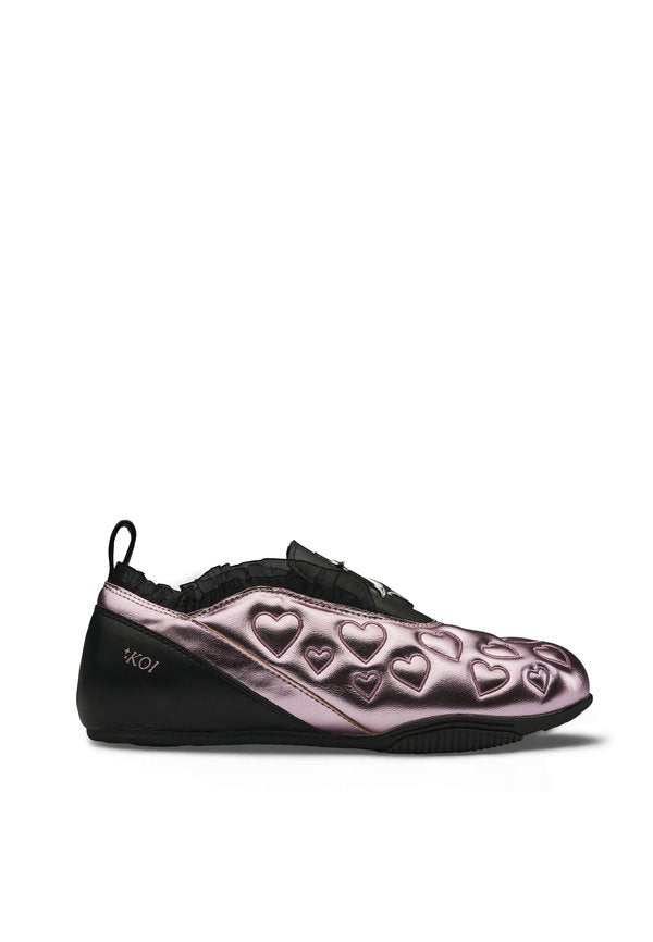 Koi Footwear HEARTBREAKER SPORTY SLIP ON SHOES