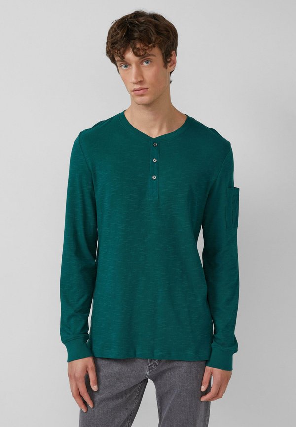 s.Oliver HENLEY MIT FLAMMSTRUKTUR UND ÄRMELTASCHE - Long sleeved top - tannengrün