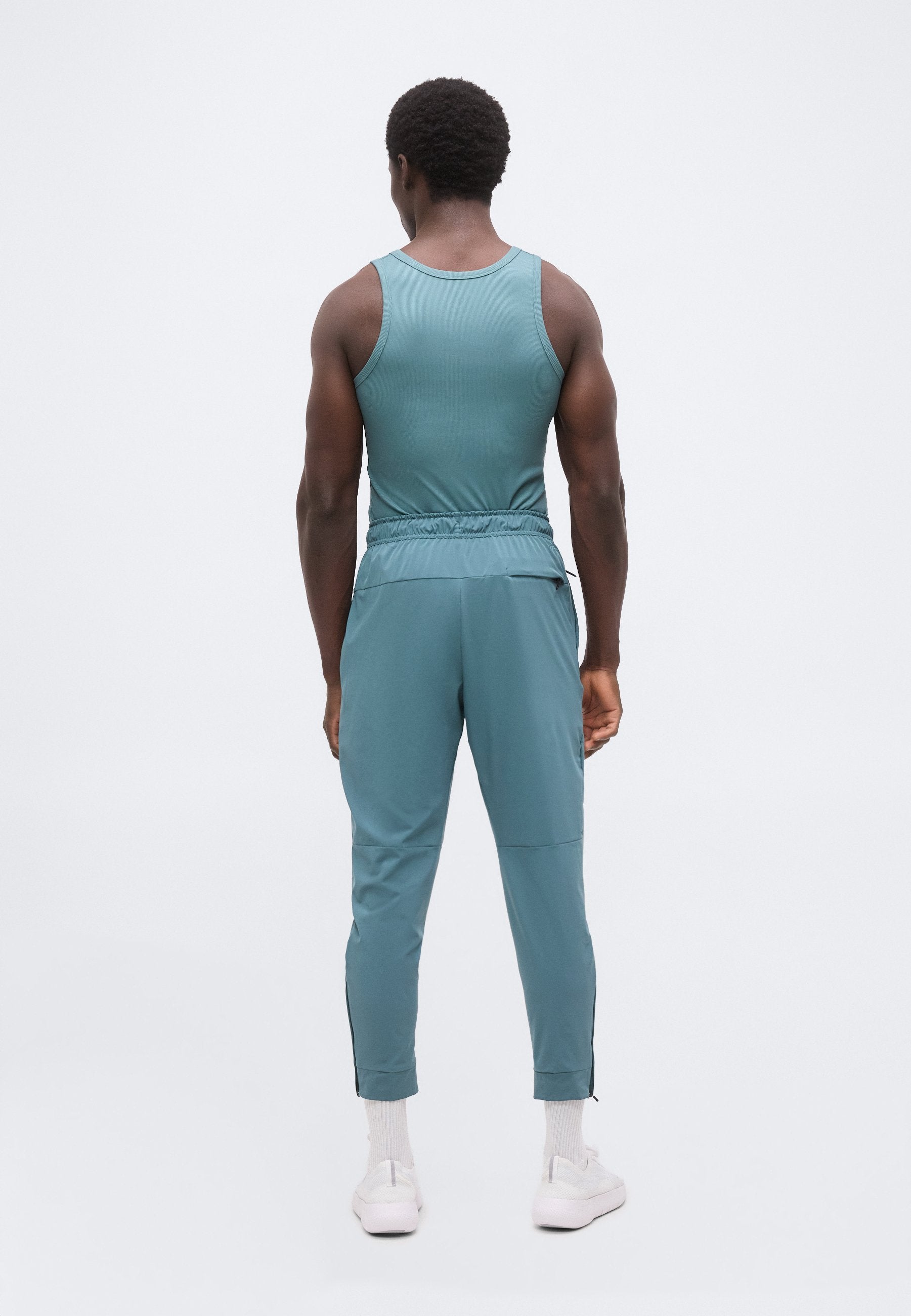 Nike Performance UNLIMITED