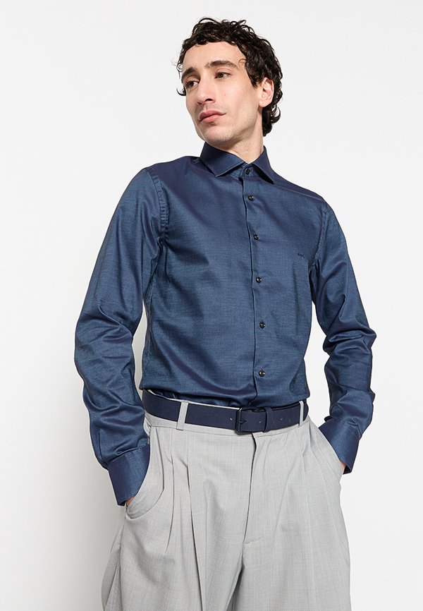 Michael Kors SLIM FIT