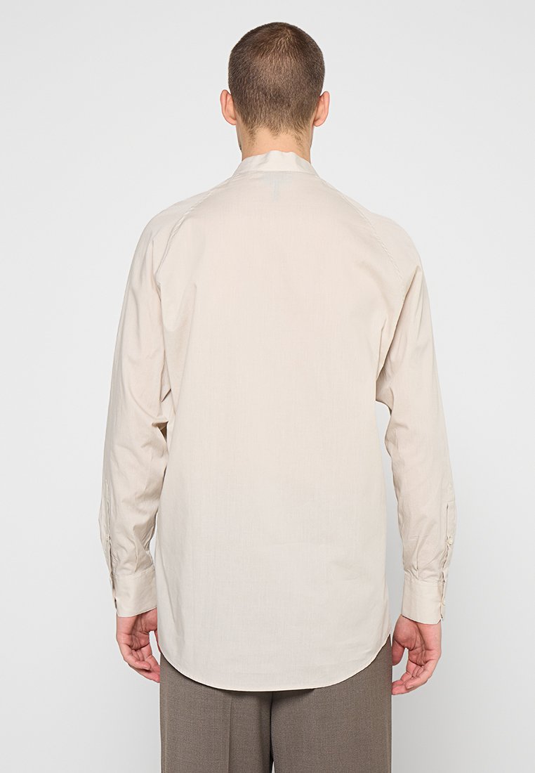 Emporio Armani REGULAR FIT