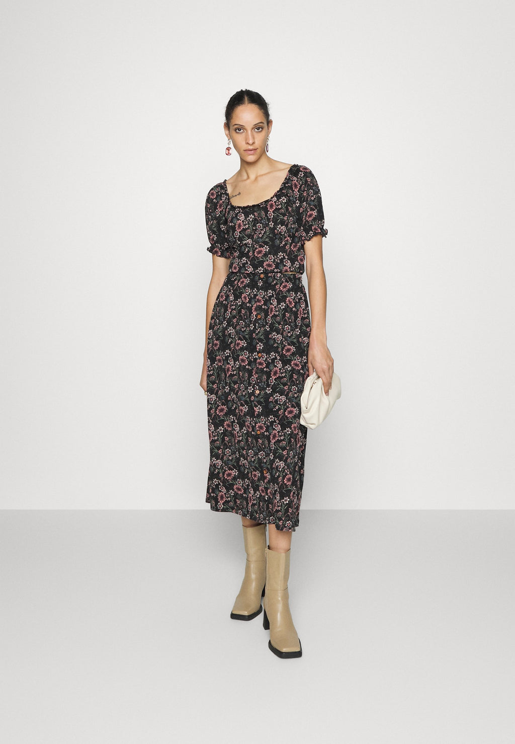 ONLY Tall ONLPELLA BUTTON SKIRT