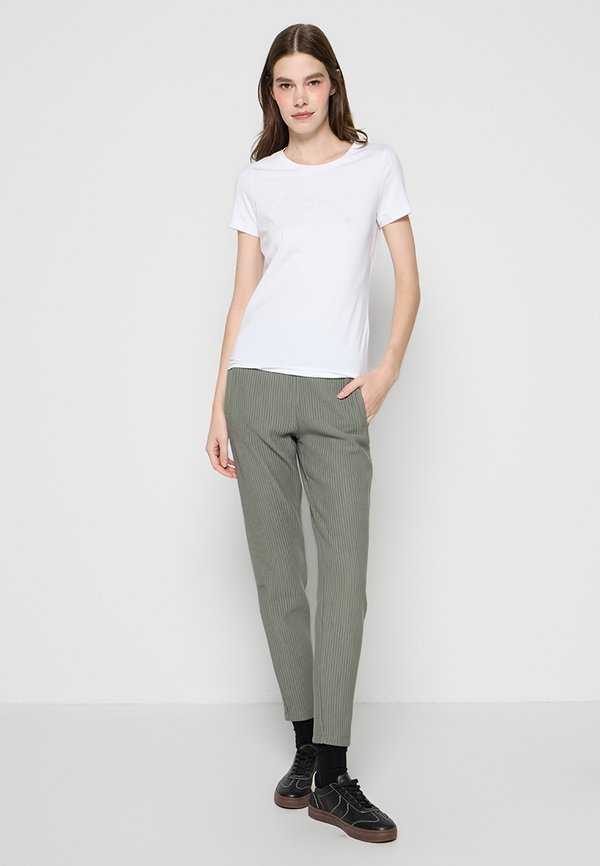 EA7 Emporio Armani