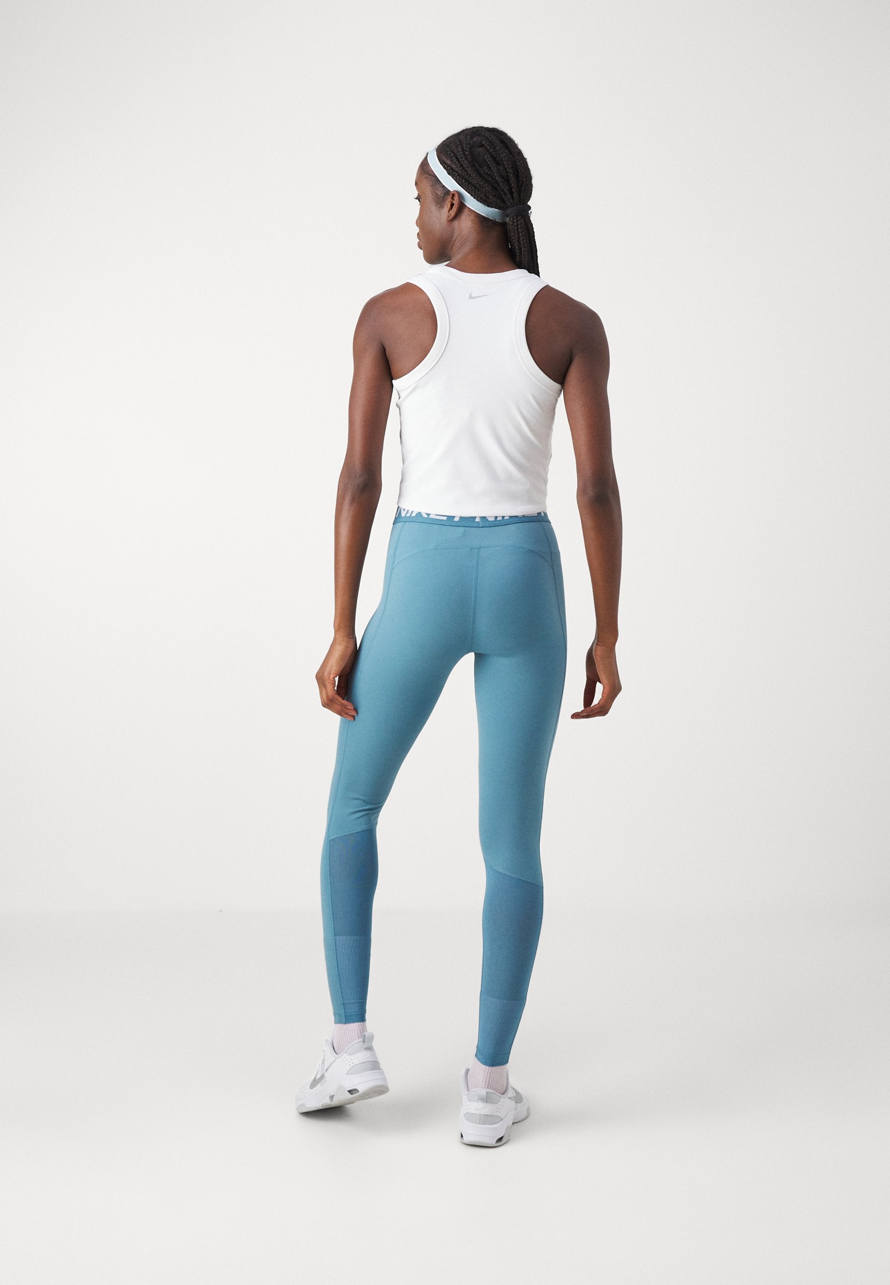 Nike Performance ONE FITTED CROP TANK