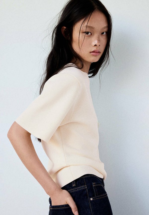 Mango ADULT - Basic T-shirt - sand