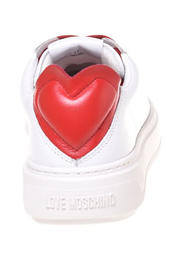 Love Moschino