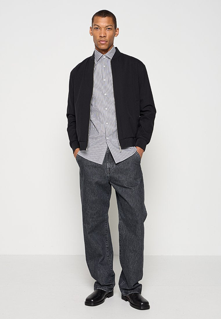 KARL LAGERFELD Bomberjacke Media 2