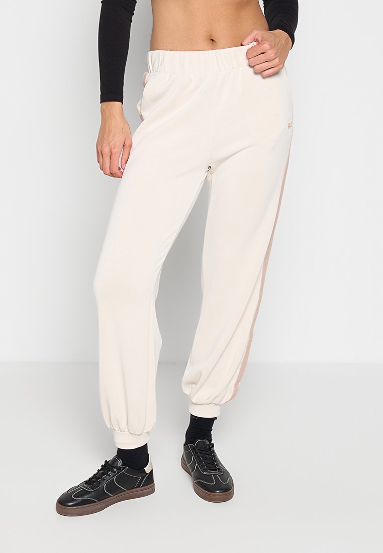 EA7 Emporio Armani Jogginghose Media 1