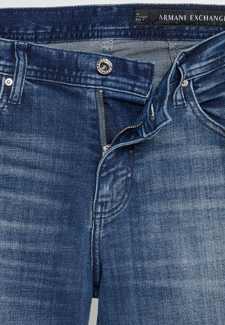 Armani Exchange Jeans Relaxed Fit Media 4