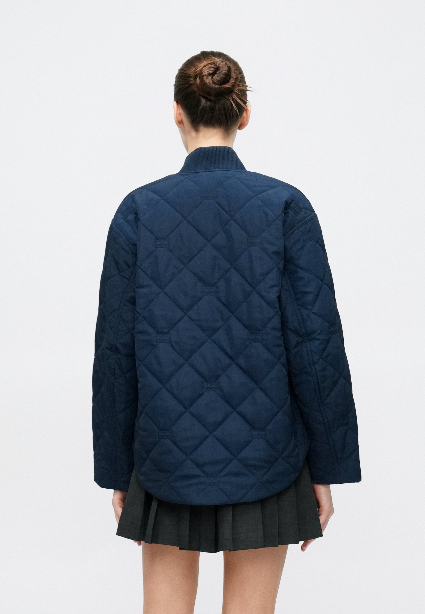 PADDED QUILTED Media 4