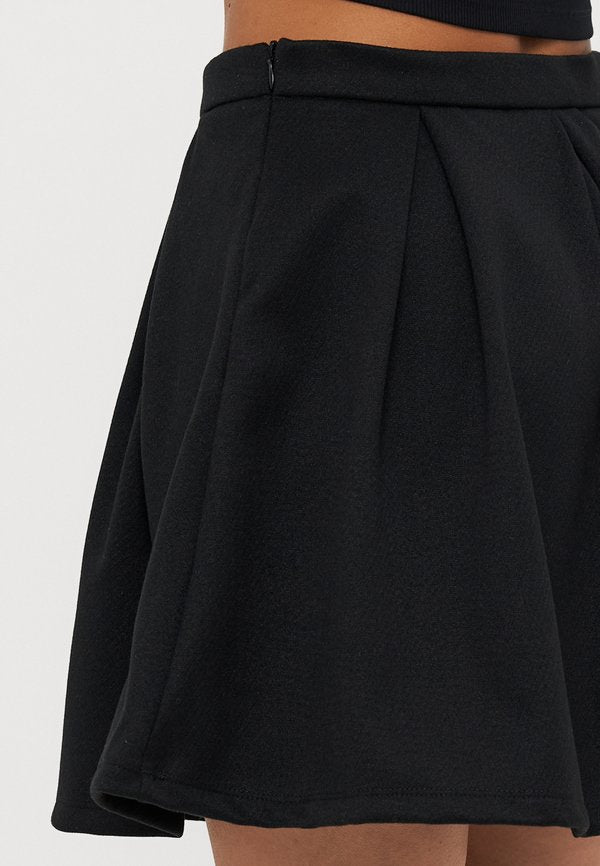 Vero Moda Petite VMKLEA SHORT SKIRT