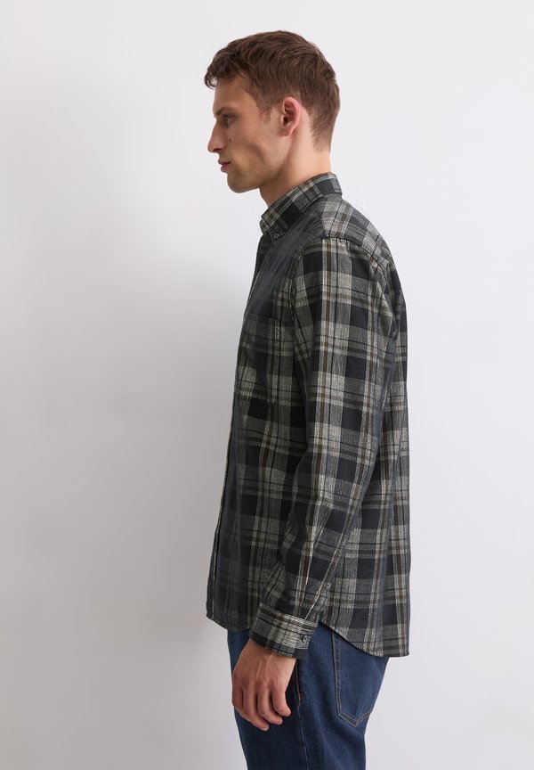 Marc O'Polo BUTTON COLLAR LONG SLEEVES ONE CHEST POCKET ROUND HEM