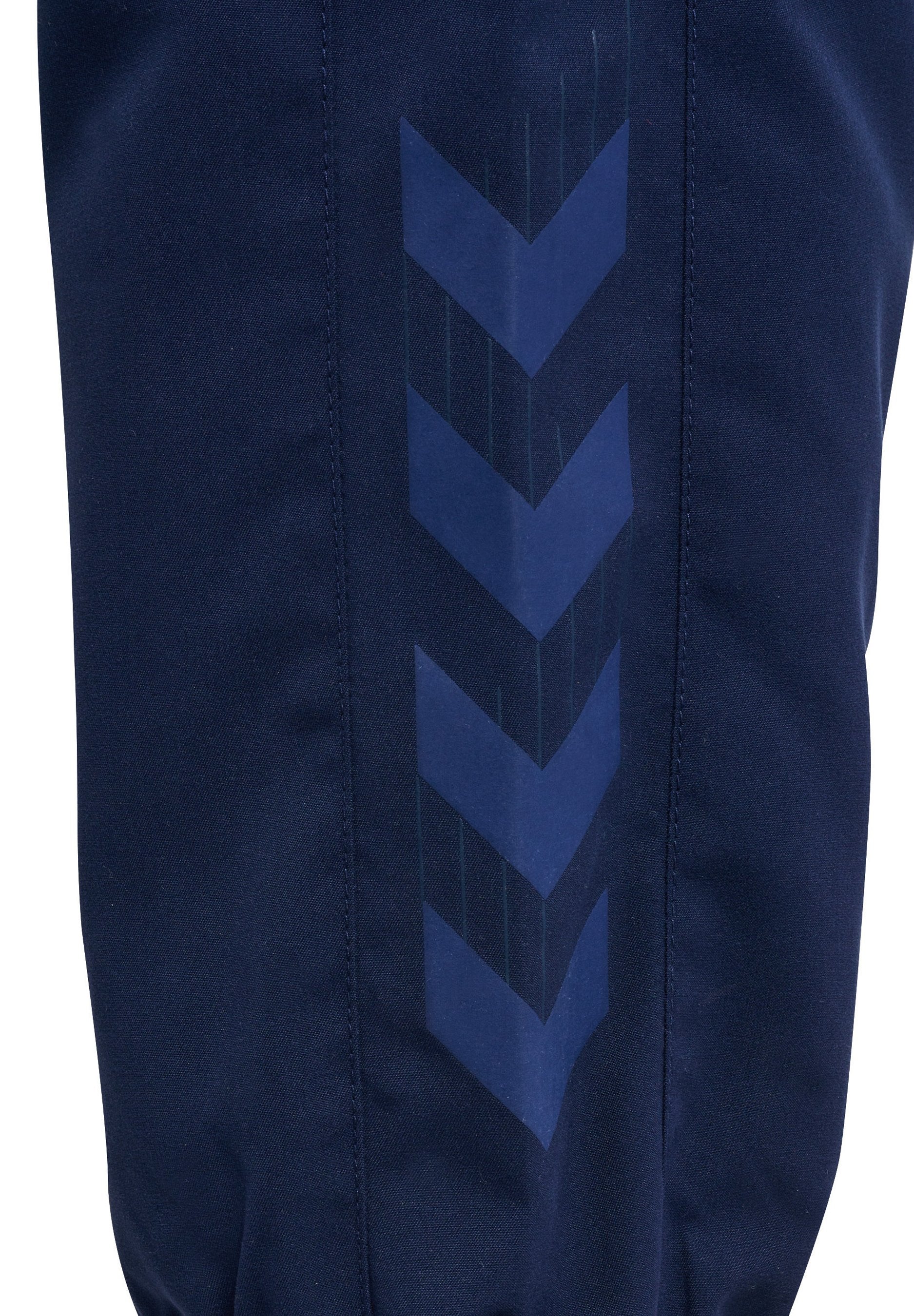 Hummel TRAVEL