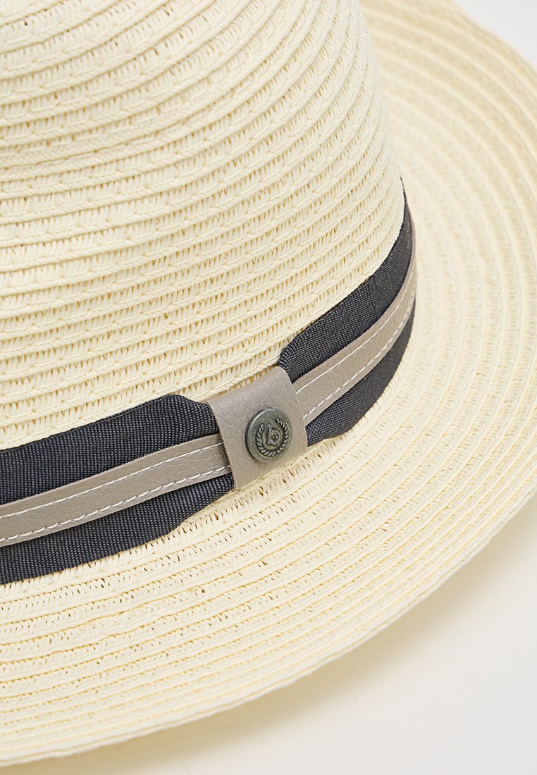 bugatti FEDORA