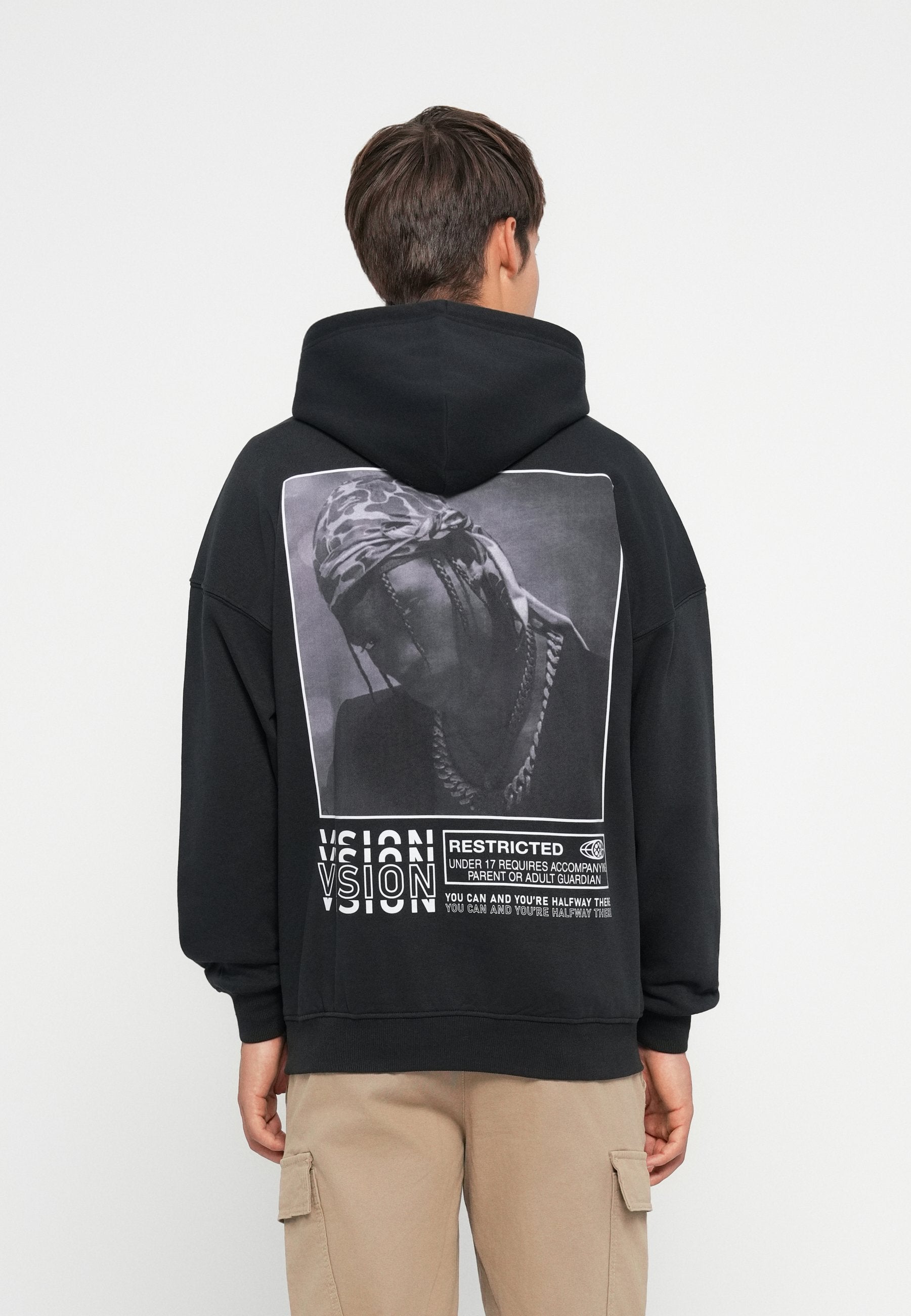 ONSTRAVIS SCOTT HOODIE Media 3