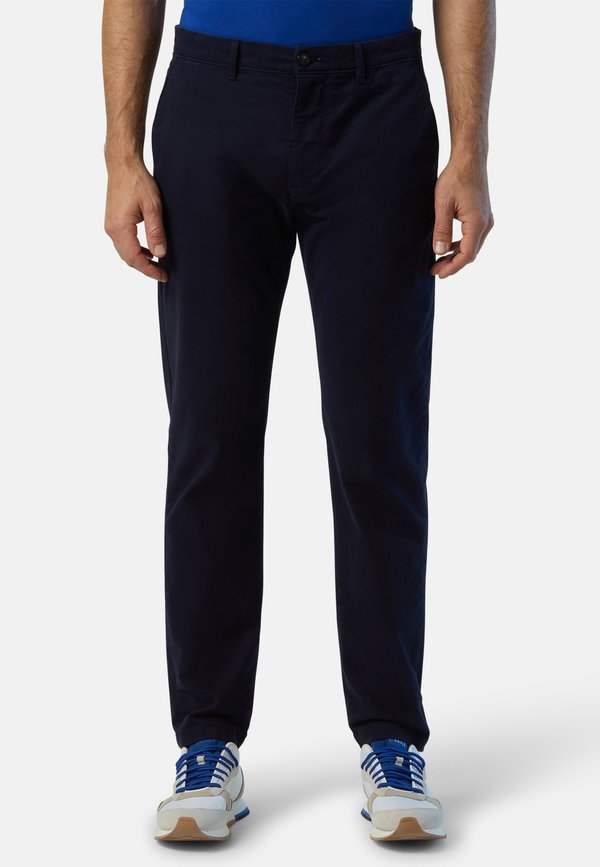 North Sails DEFENDER