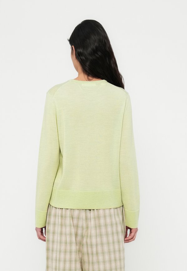 Selected SLFTHEA LS KNIT MERINO O-NECK NOOS