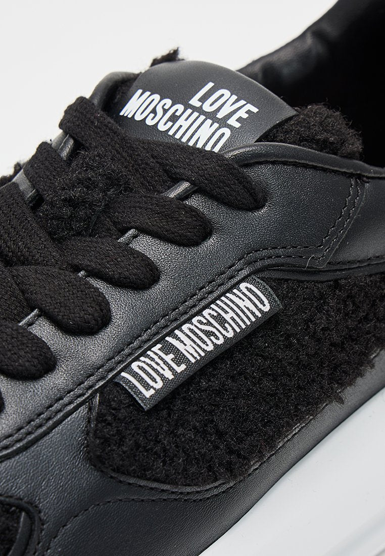 Love Moschino