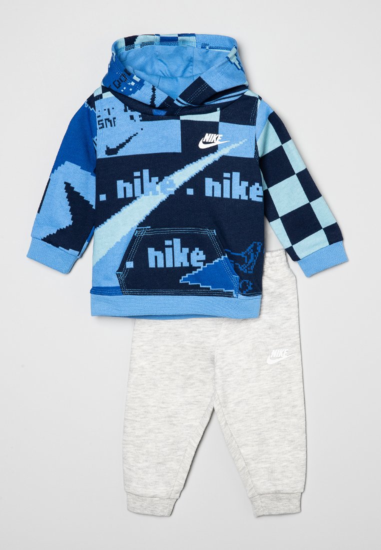 Nike Sportswear SET