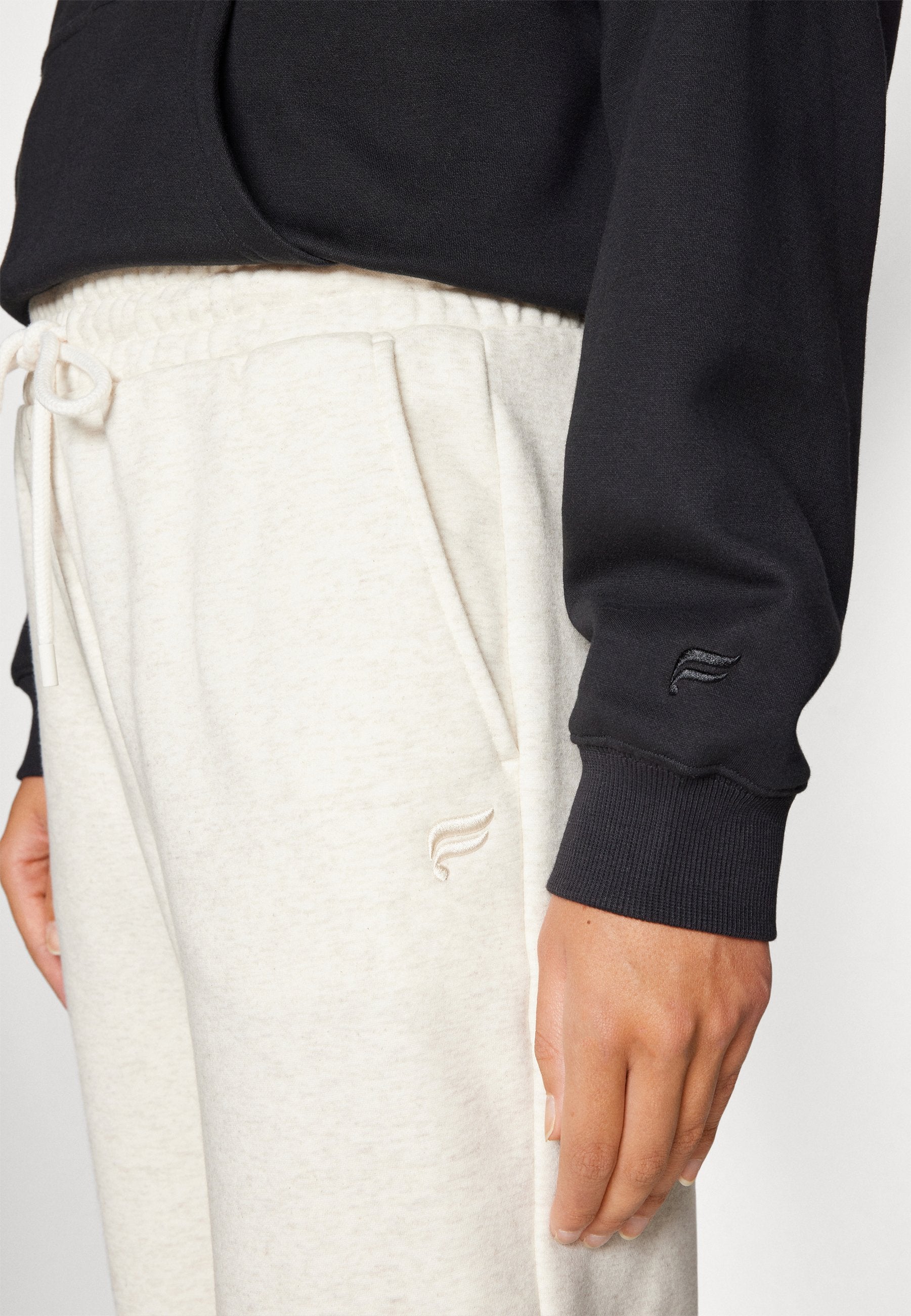 Fabletics COZY GO TO SWEATPANT