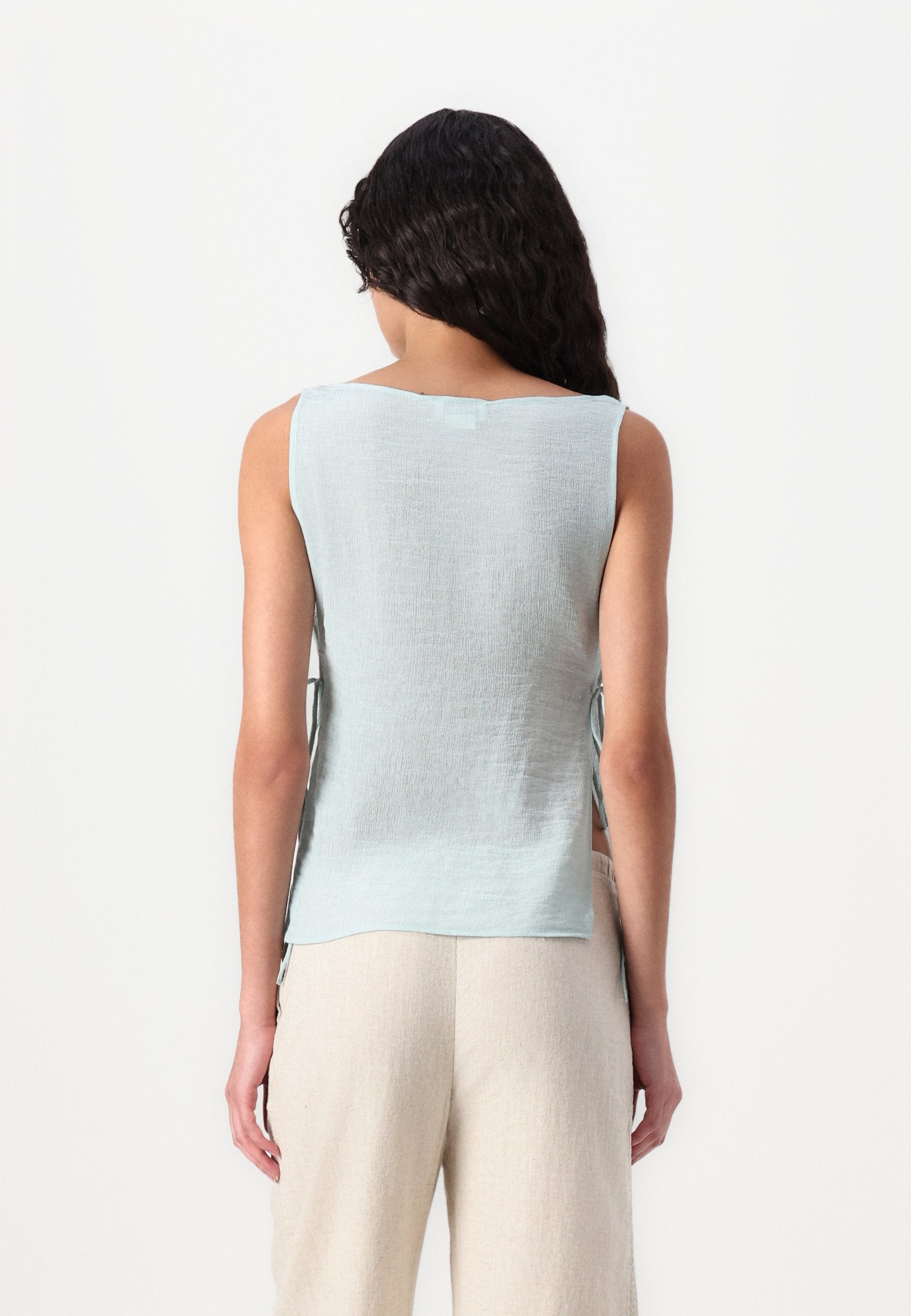 Weekday SLEEVELESS BOATNECK TIE