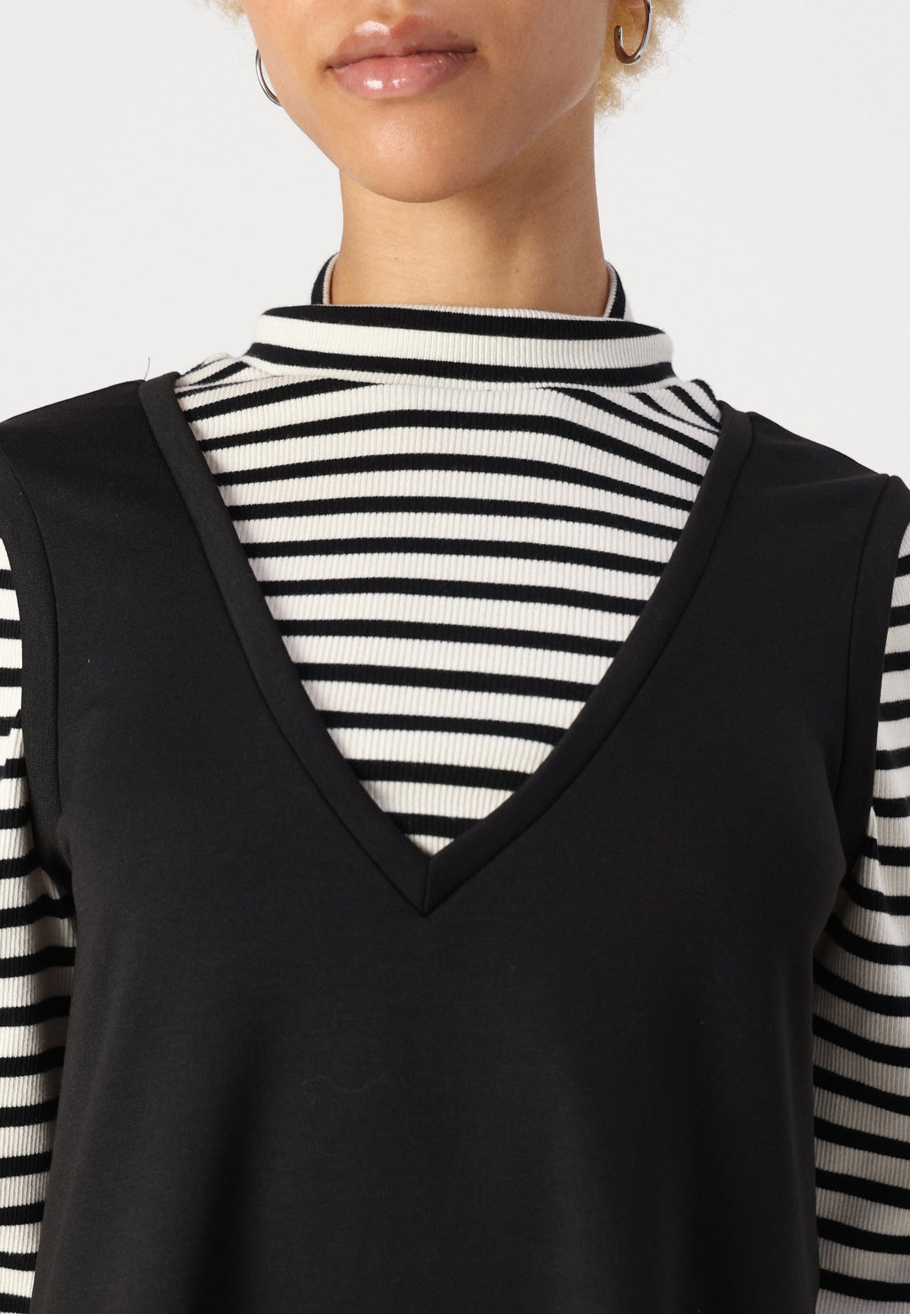 ONLEVA SPENCER DRESS Media 6