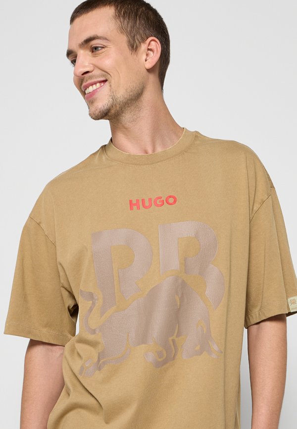 HUGO