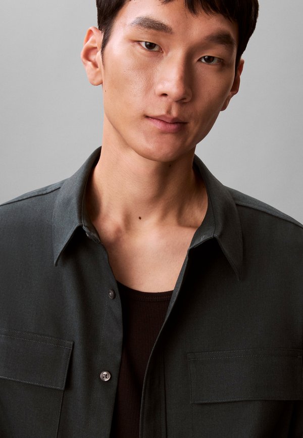 Calvin Klein BUTTON-DOWN