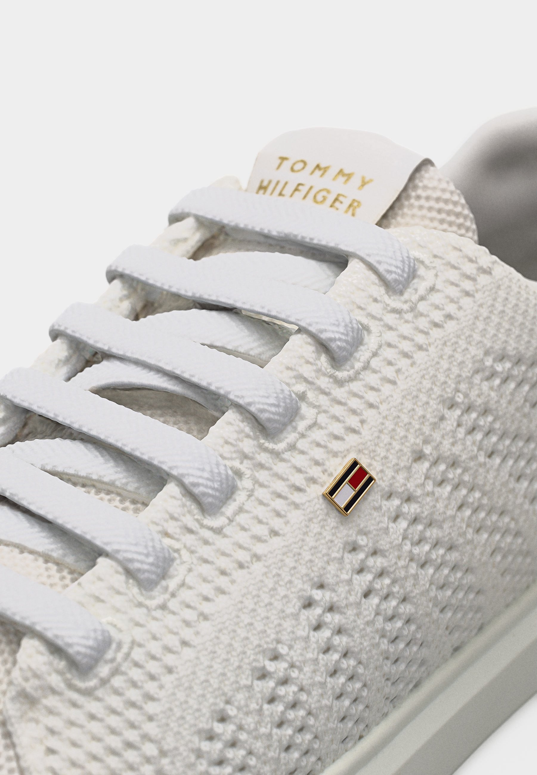 Tommy Hilfiger ICON LIGHT