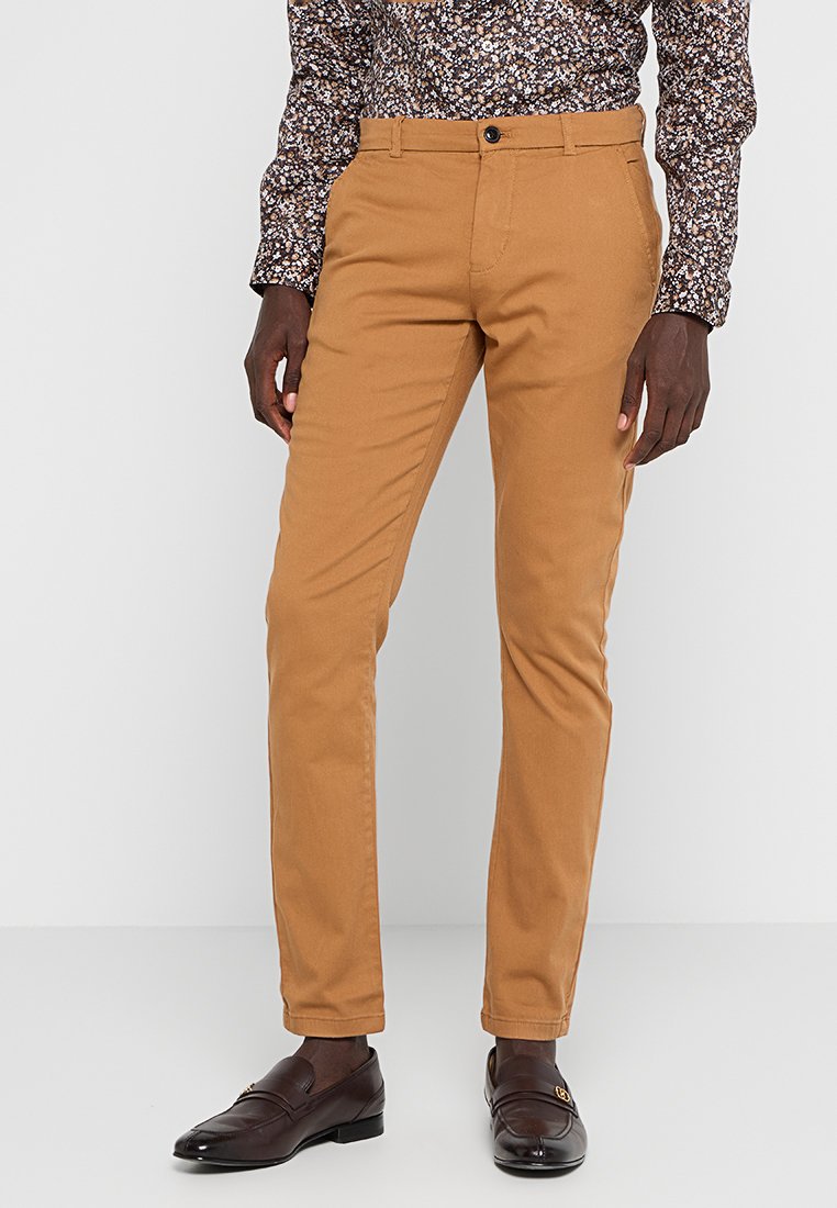 Lindbergh Chino Media 1