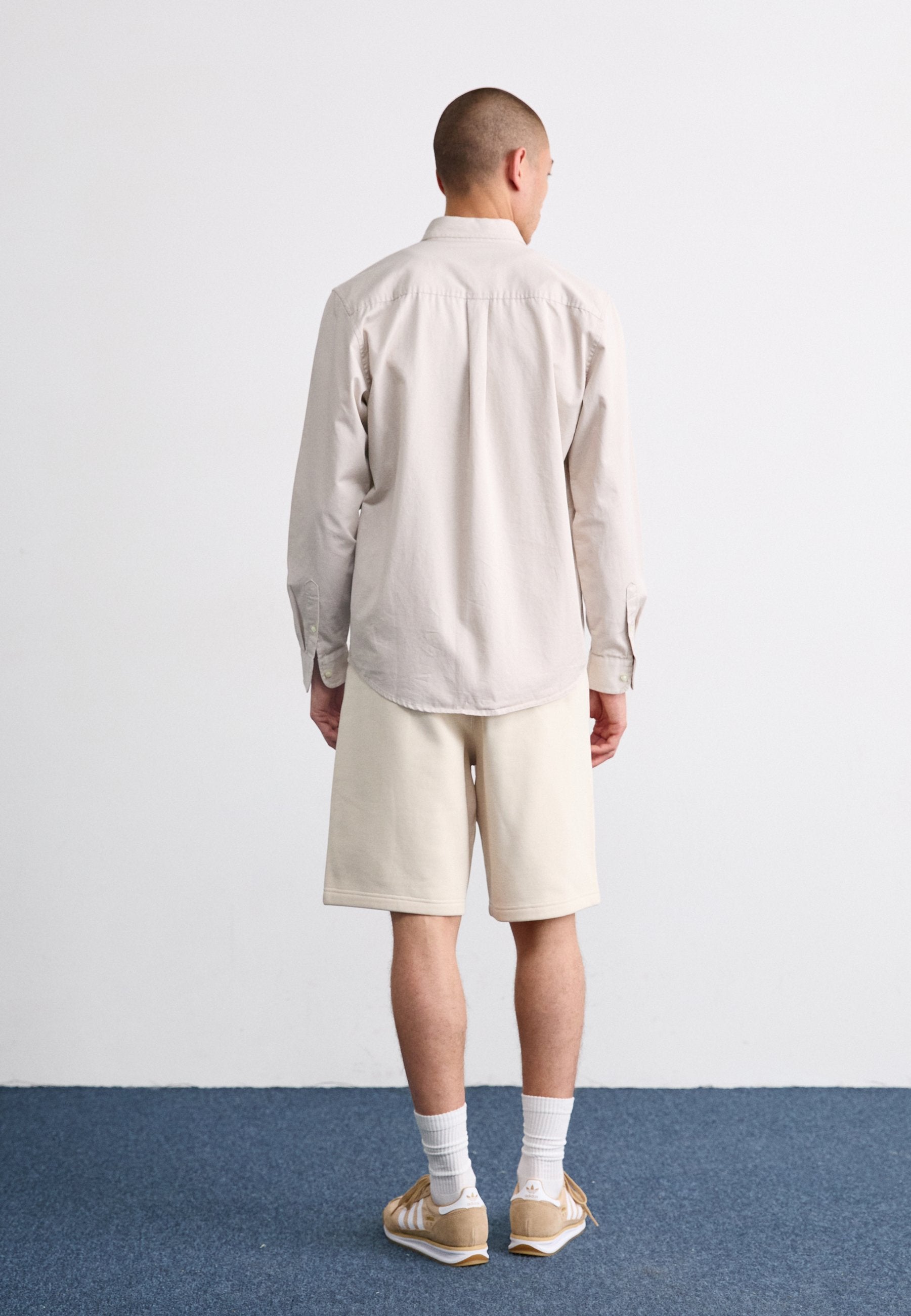 adidas Originals ESSENTIAL