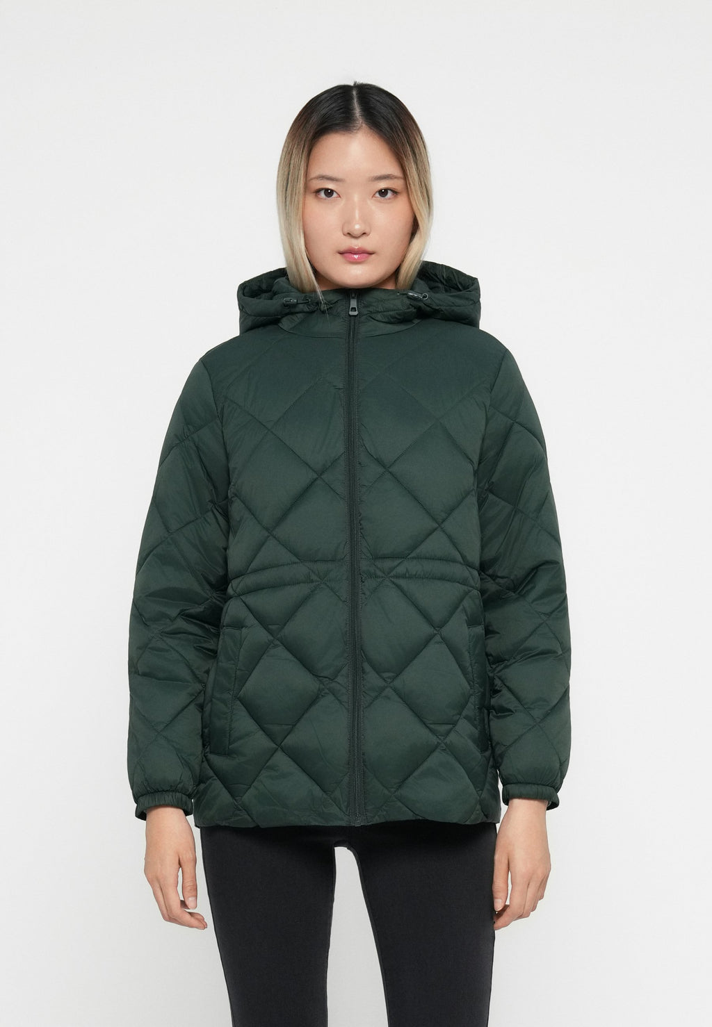 ONLTAMMY TAHOE QUILTED JACKET Media 3