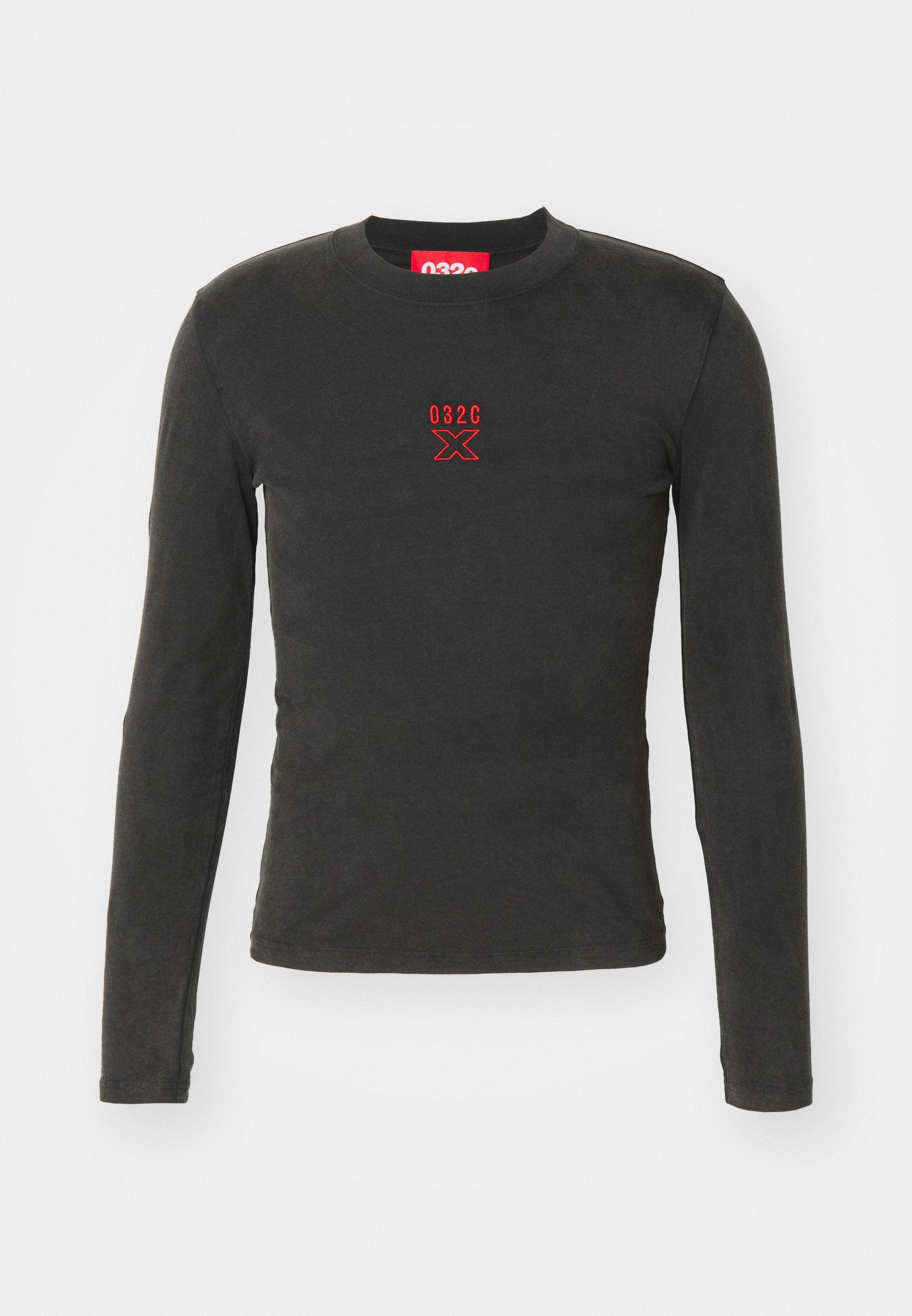 032c X FITTED LONGSLEEVE UNISEX