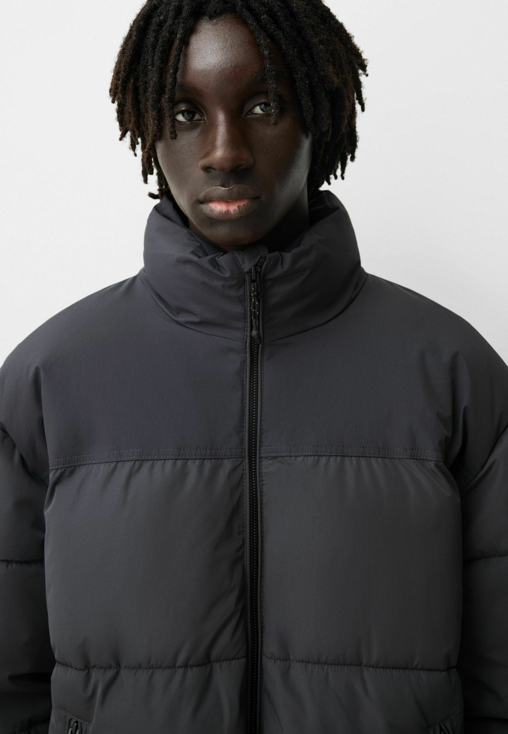 Bershka PUFFER