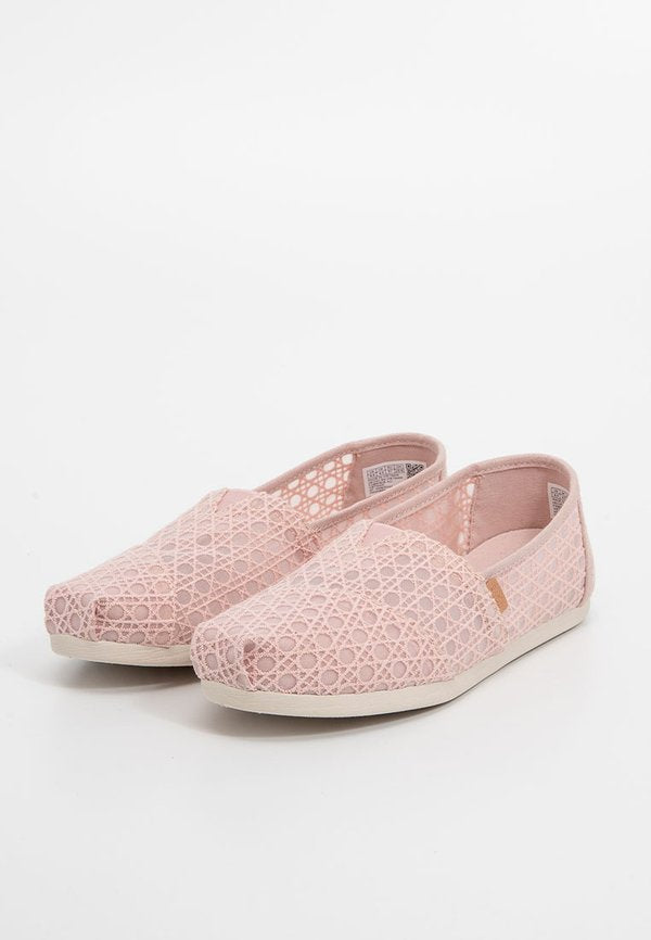 TOMS