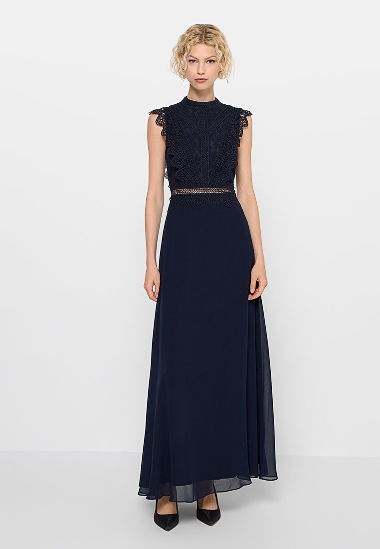 Apart Glamour Ballkleid Media 1