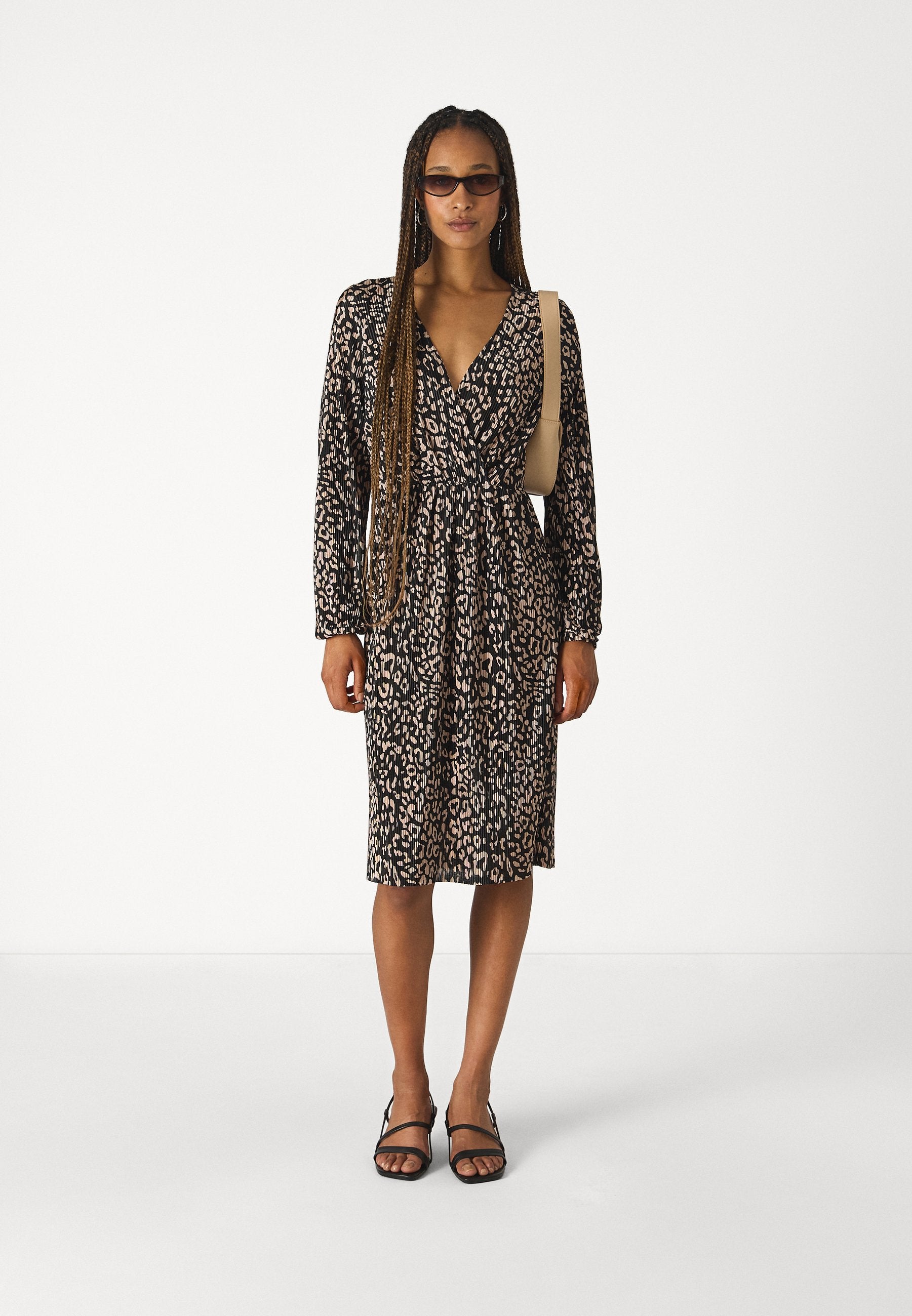 ONLY ONLNISA PLISSE WRAP DRESS