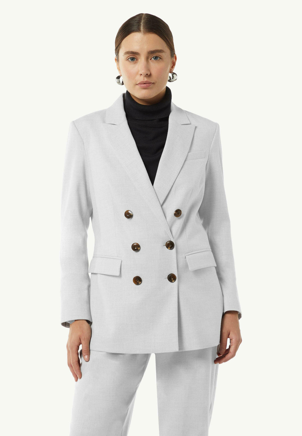 comma Blazer Media 3