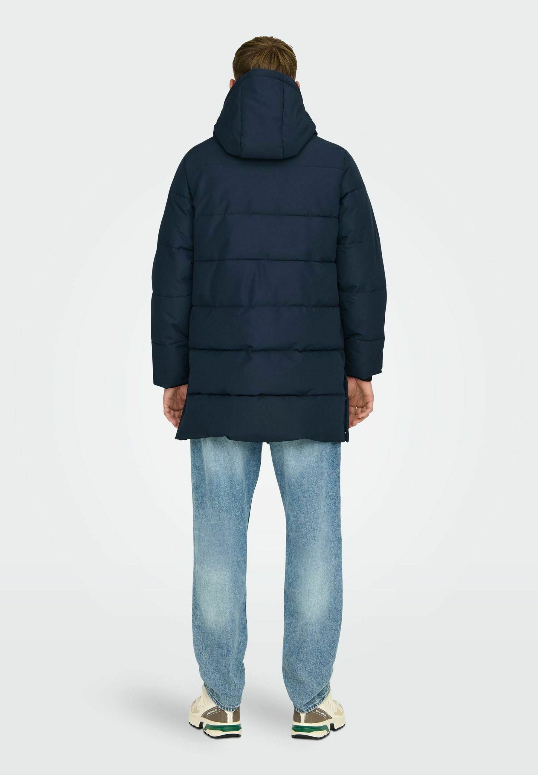 ONSCARL QUILTED OTW Media 3
