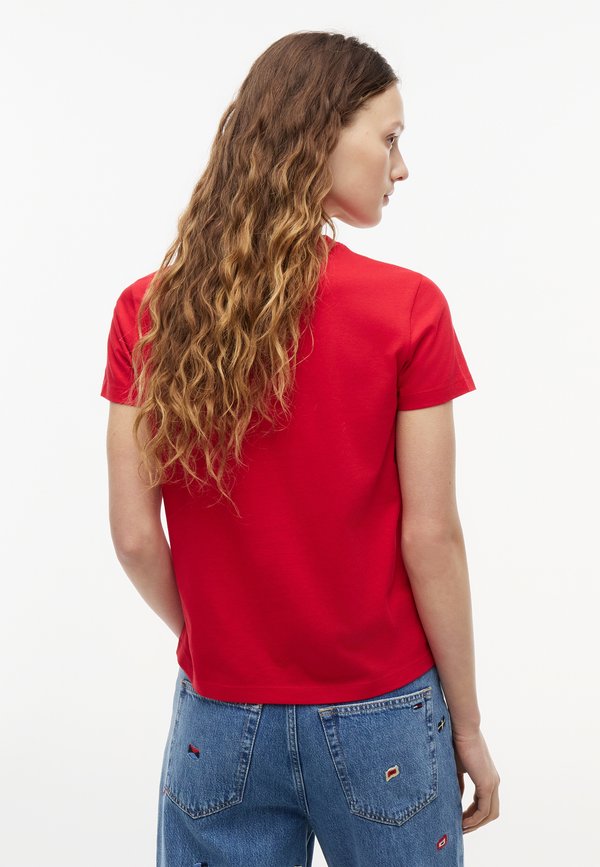 Tommy Jeans LINEAR TEE
