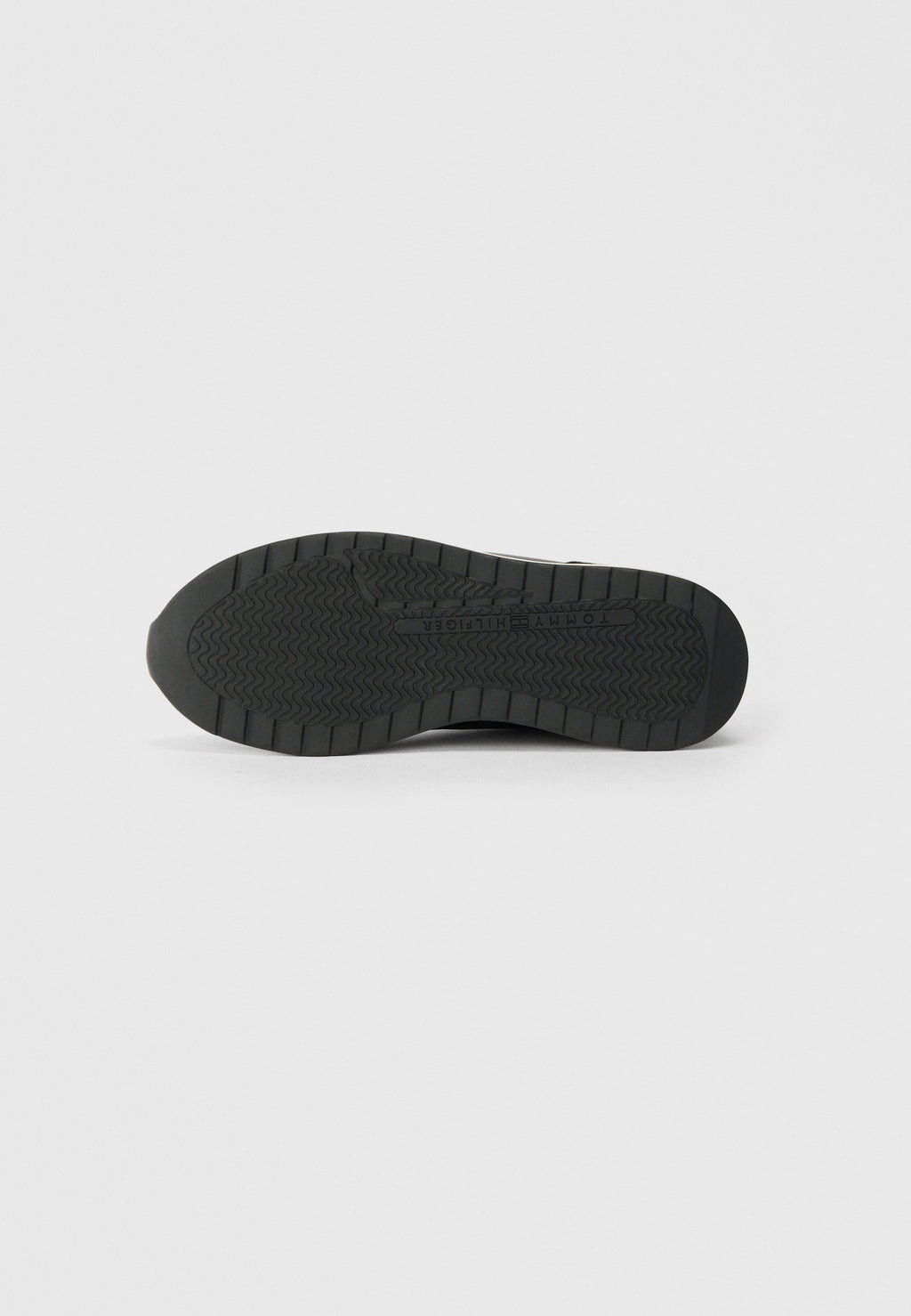 EMBOSSED TH MONOGRAM LEATHER TRAINERS Media 6