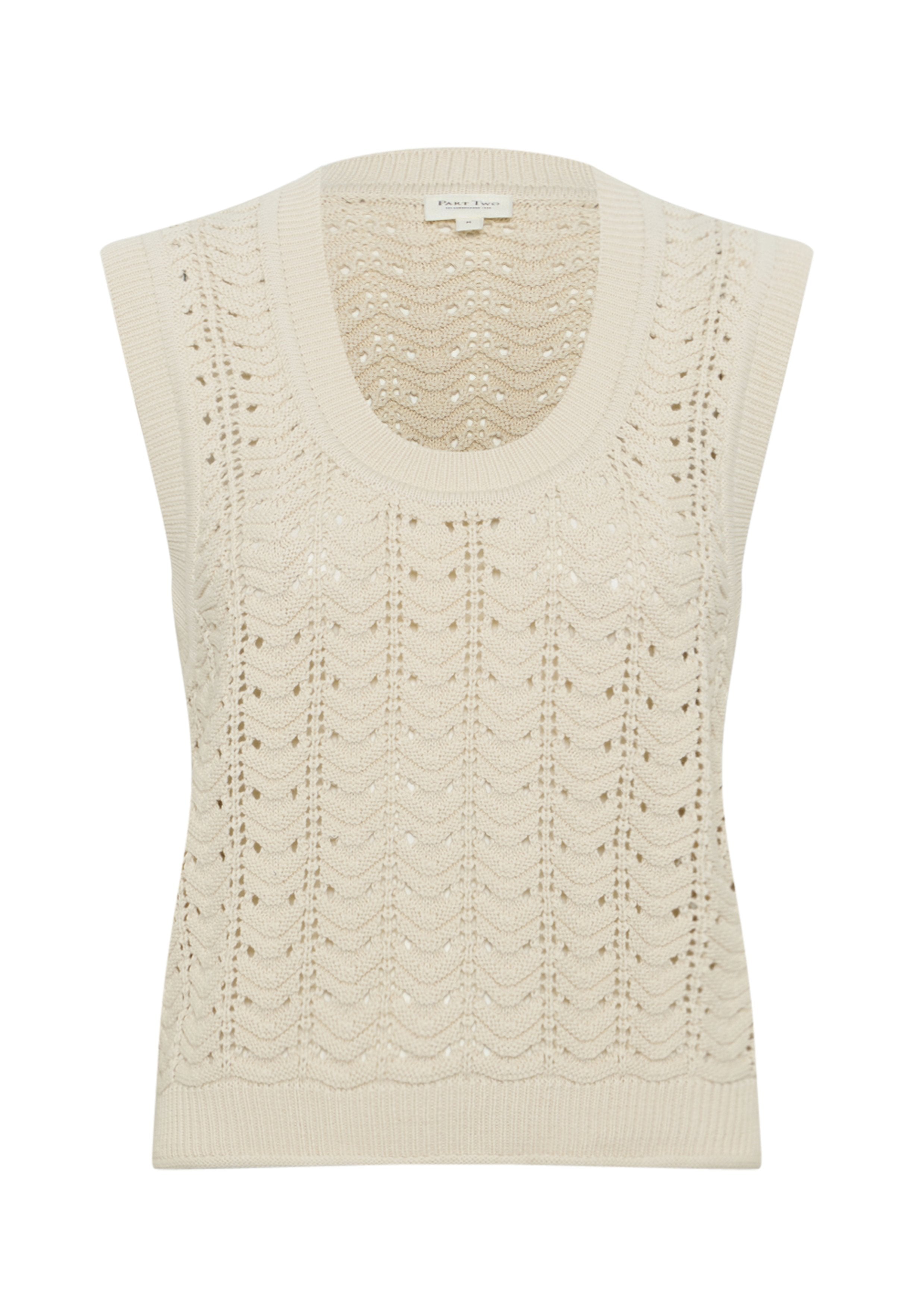 Ärmelloses beiges Strickoberteil mit weitem Ausschnitt, das ein strukturiertes Muster aus wellenförmigen Nähten und kleinen Öffnungen aufweist.