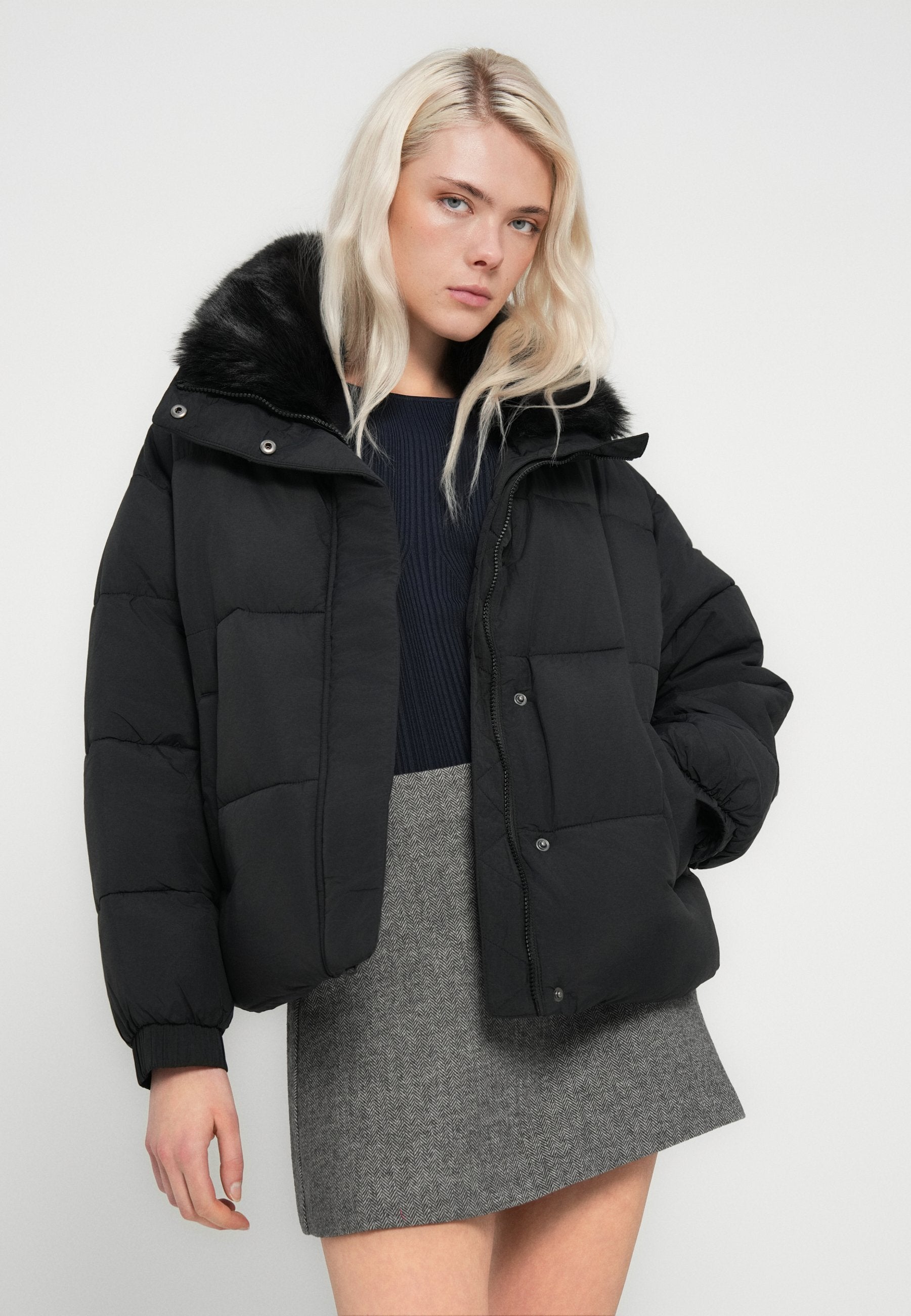 GAP PUFFER COLLAR