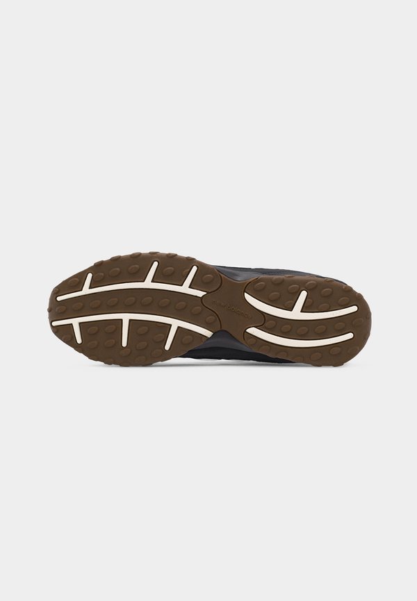 New Balance UNISEX