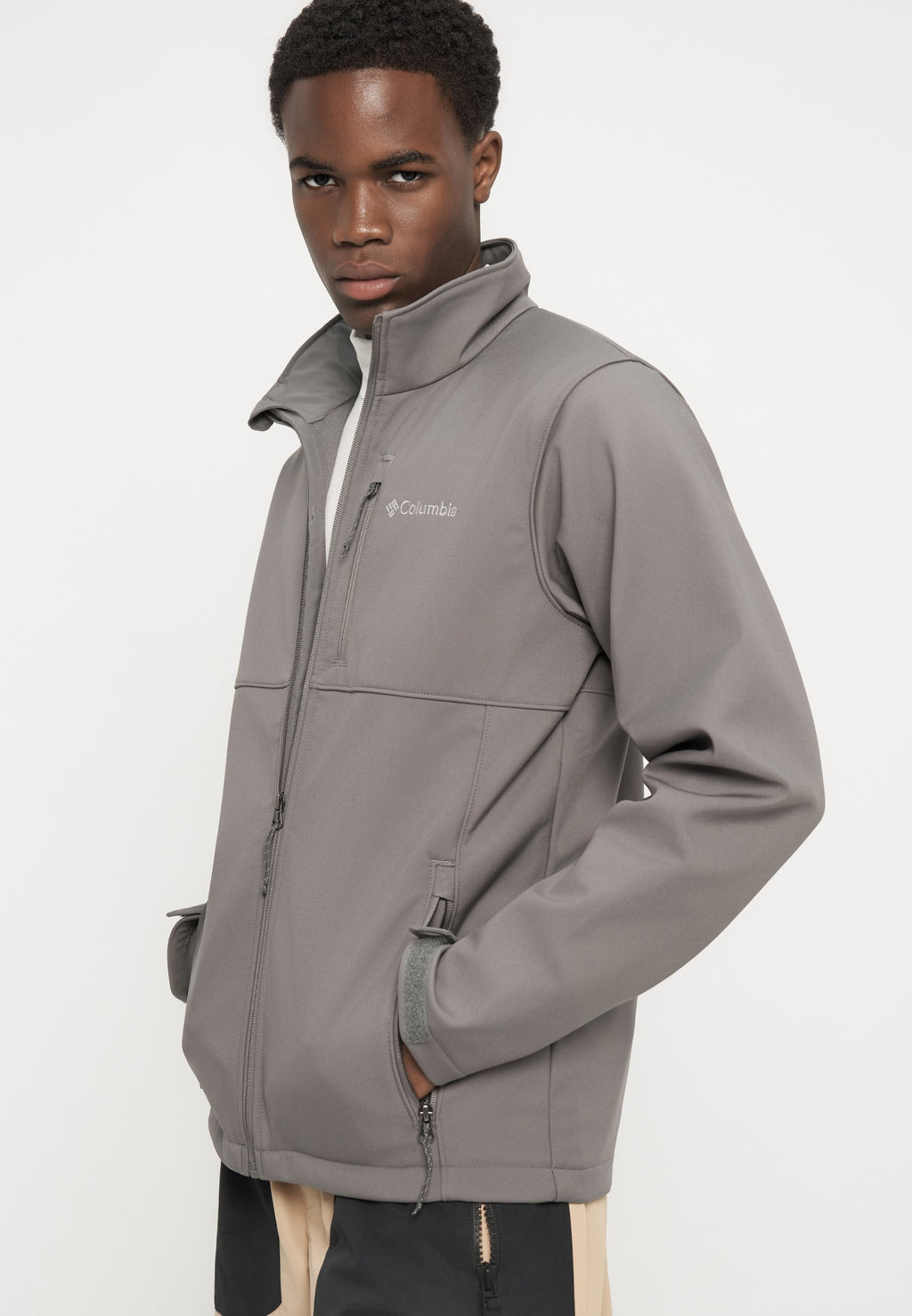 Columbia ASCENDER
