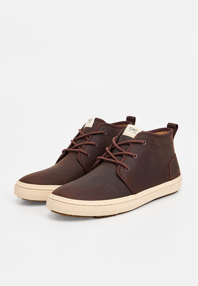 TOMS CARLO