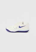 Nike Performance AIR ZOOM G.T. CUT ACADEMY 2 UNISEX - Basketball shoes - summit white/court purple