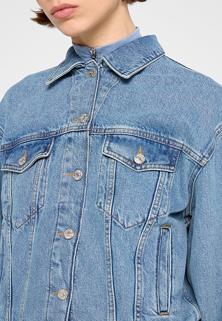 MOSCHINO JEANS