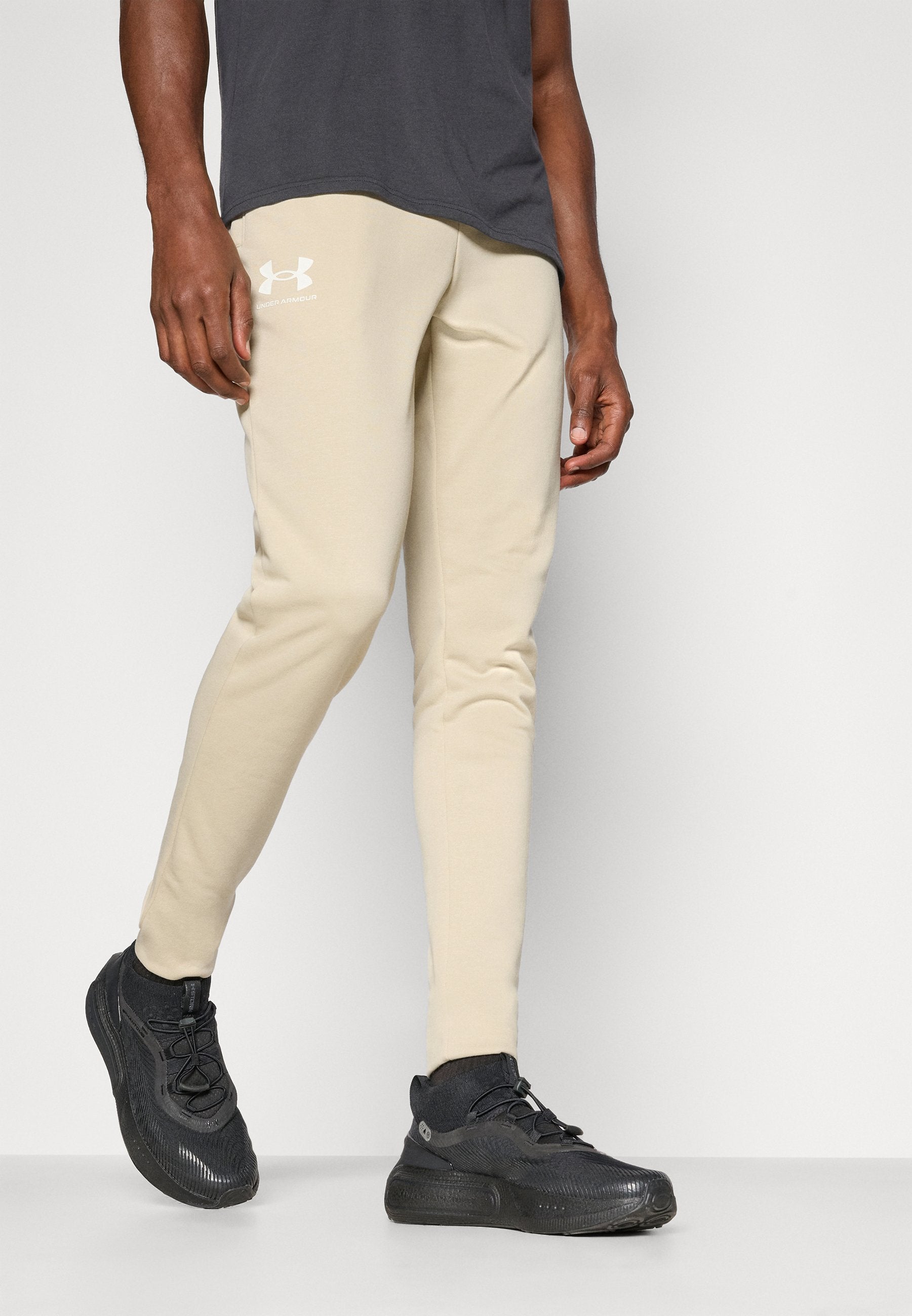 Under Armour RIVAL
